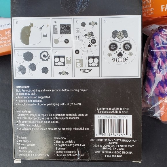 Halloween Craft Kits - Picture 3 of 11